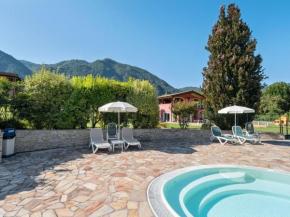 Amazing Apartment in Idro with Shared Pool